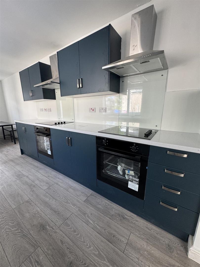 7 bed property in Salibsury Road, Cardiff
